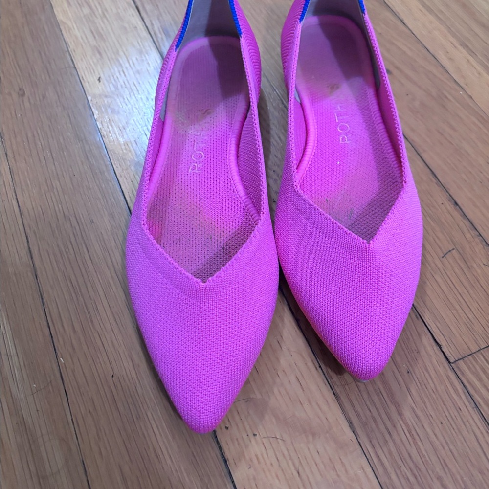 Rothy's Dragonfruit Points size 6